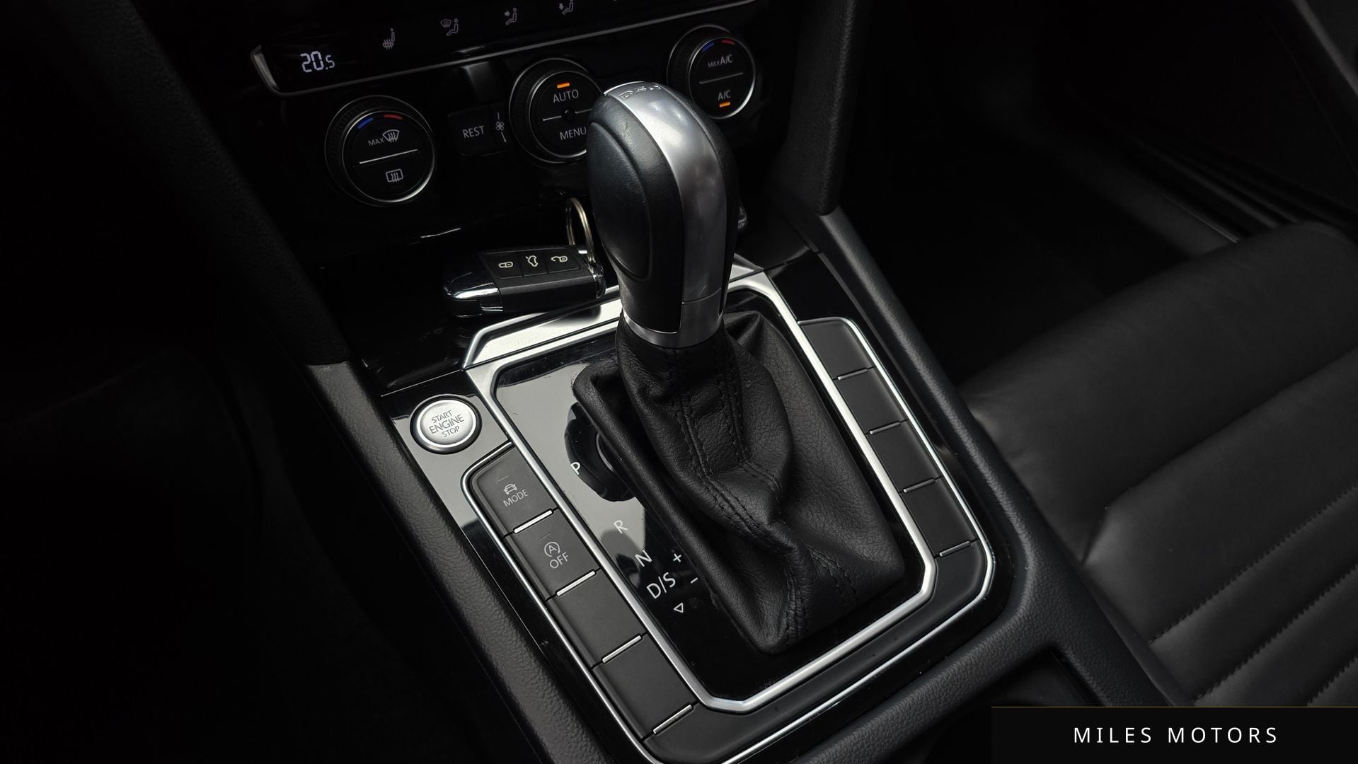 Volkswagen Passat 2018 — миниатюра 12