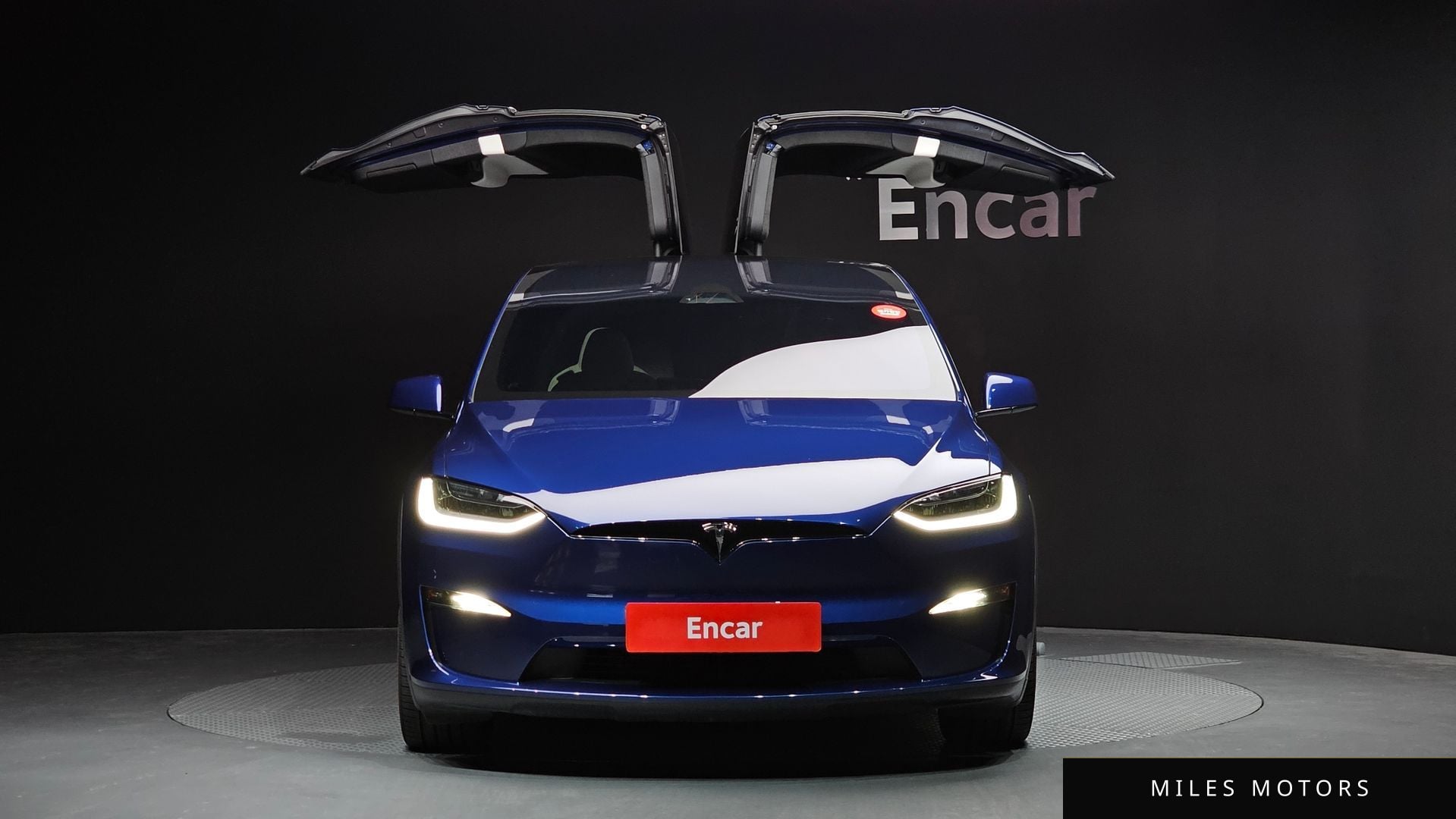 Tesla Model X 2023 — миниатюра 3