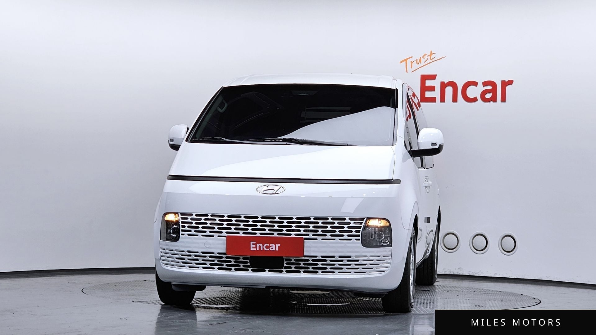 Hyundai Staria 2023 — миниатюра 4