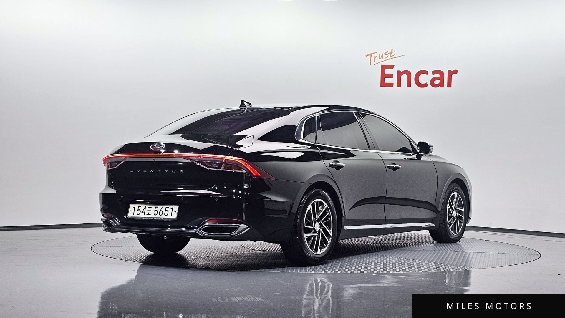 Hyundai Grandeur 2020 — фото 1 из 12