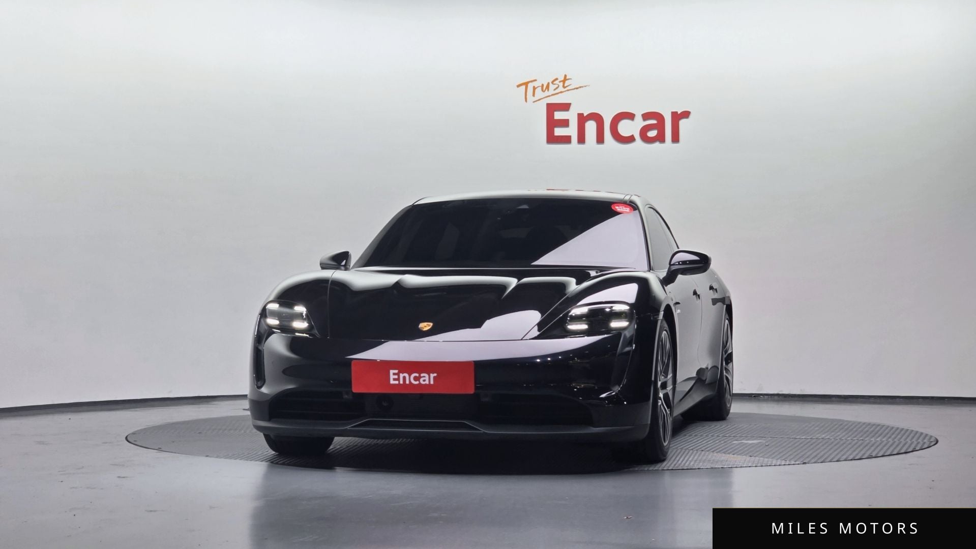 Porsche Taycan 2022 — миниатюра 3