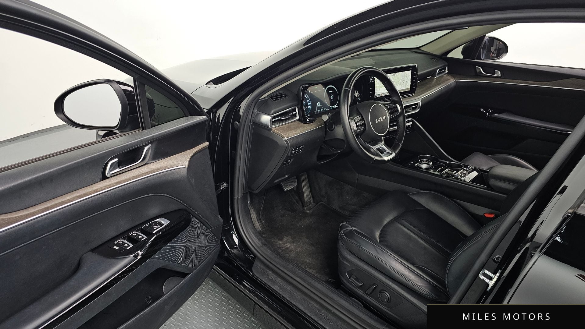 Kia K5 2022 — миниатюра 10