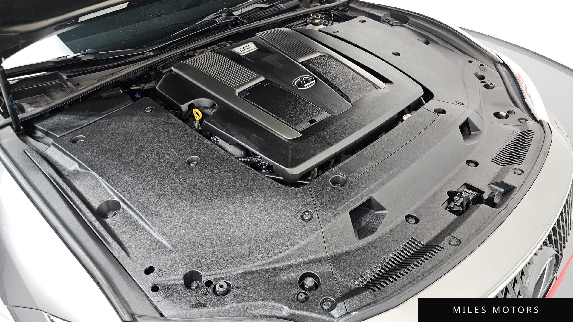 Лексус LS500 2022 — миниатюра 6
