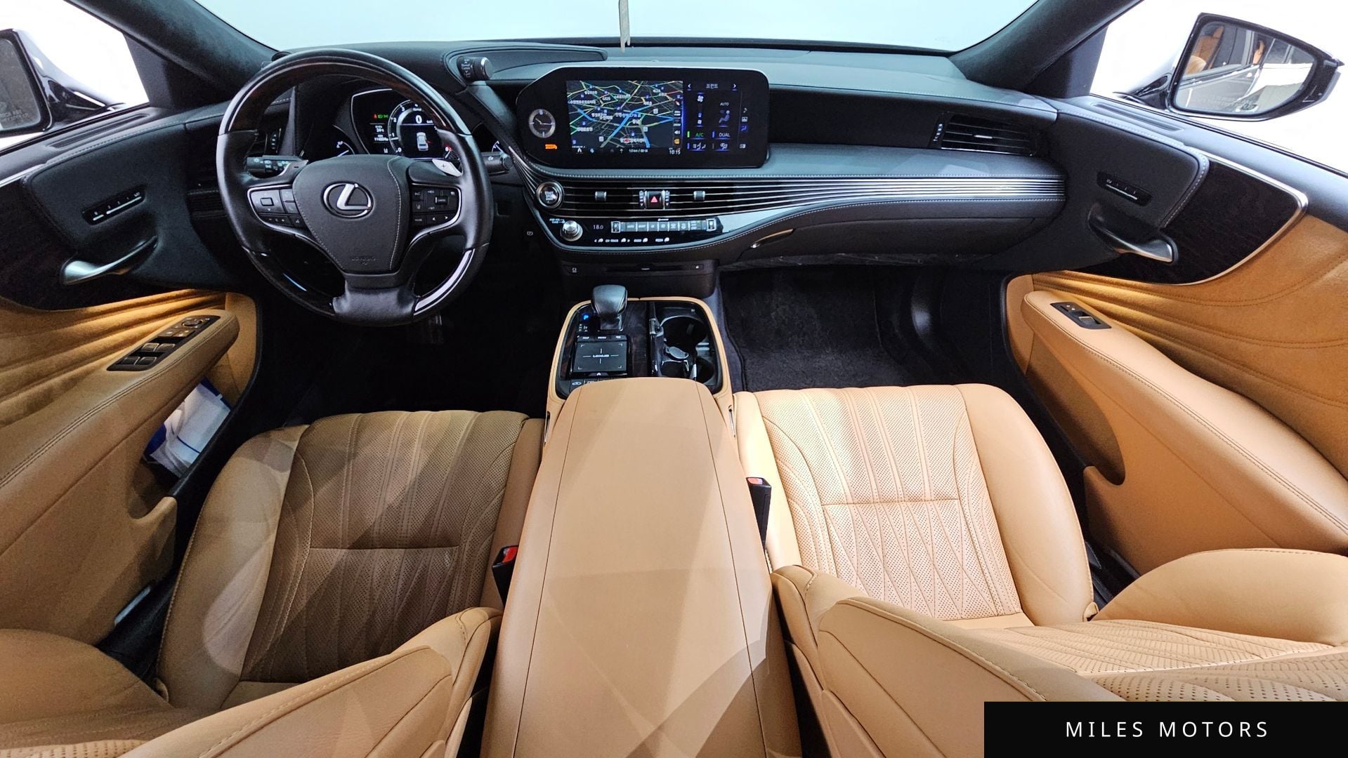 Лексус LS500 2022 — миниатюра 10