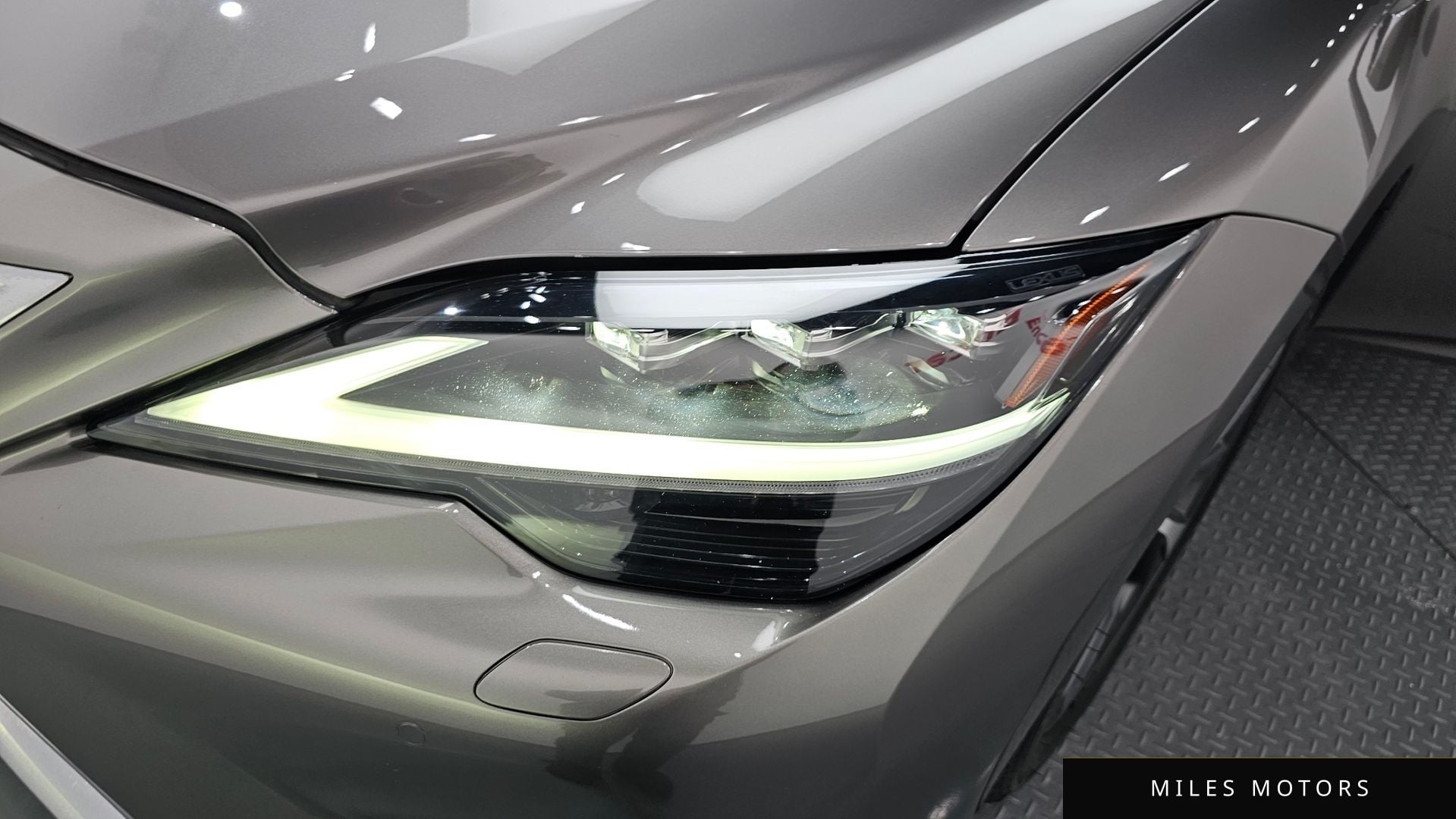 Лексус LS500 2022 — миниатюра 8