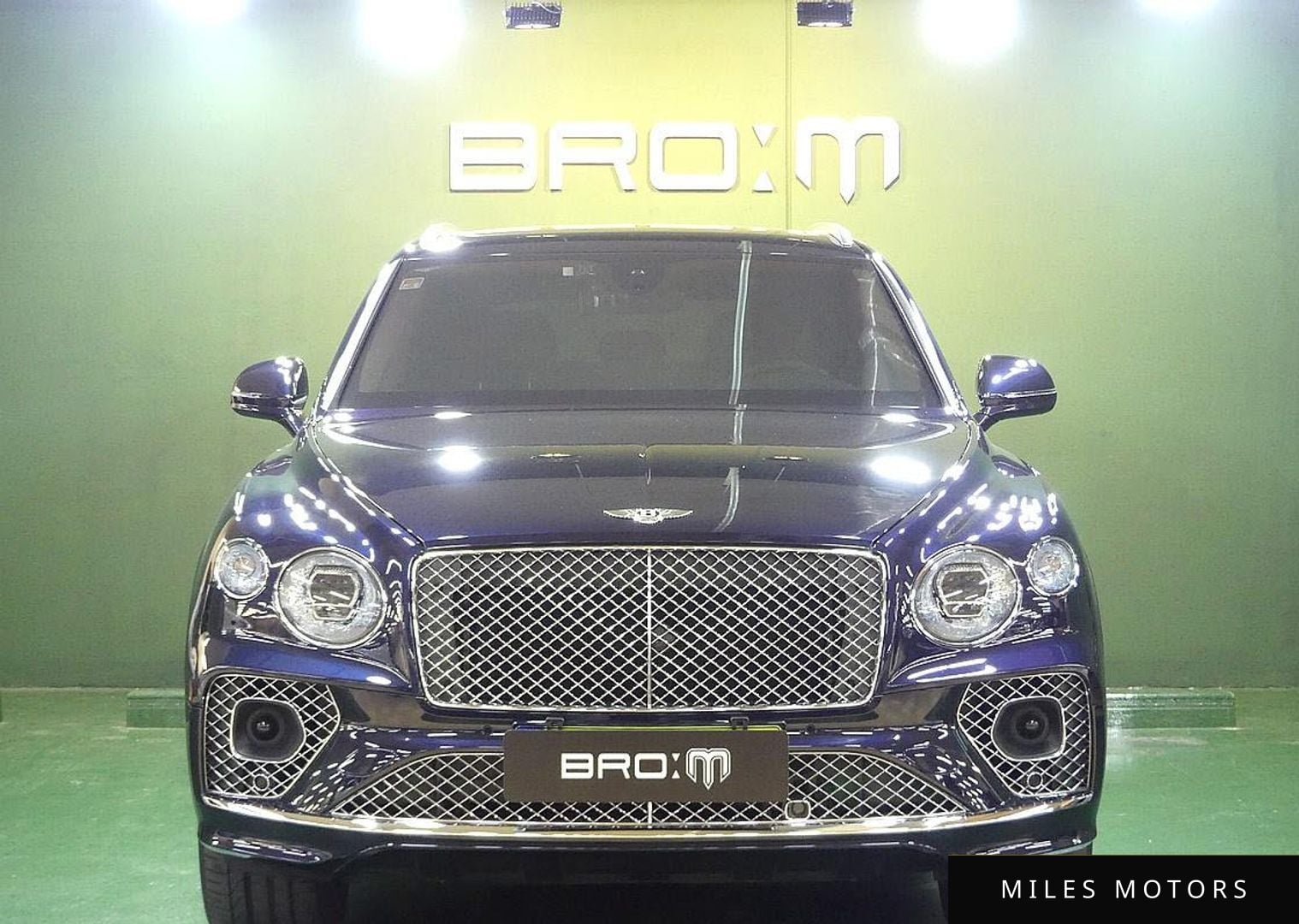 Bentley Bentayga 2021 — фото 1 из 12