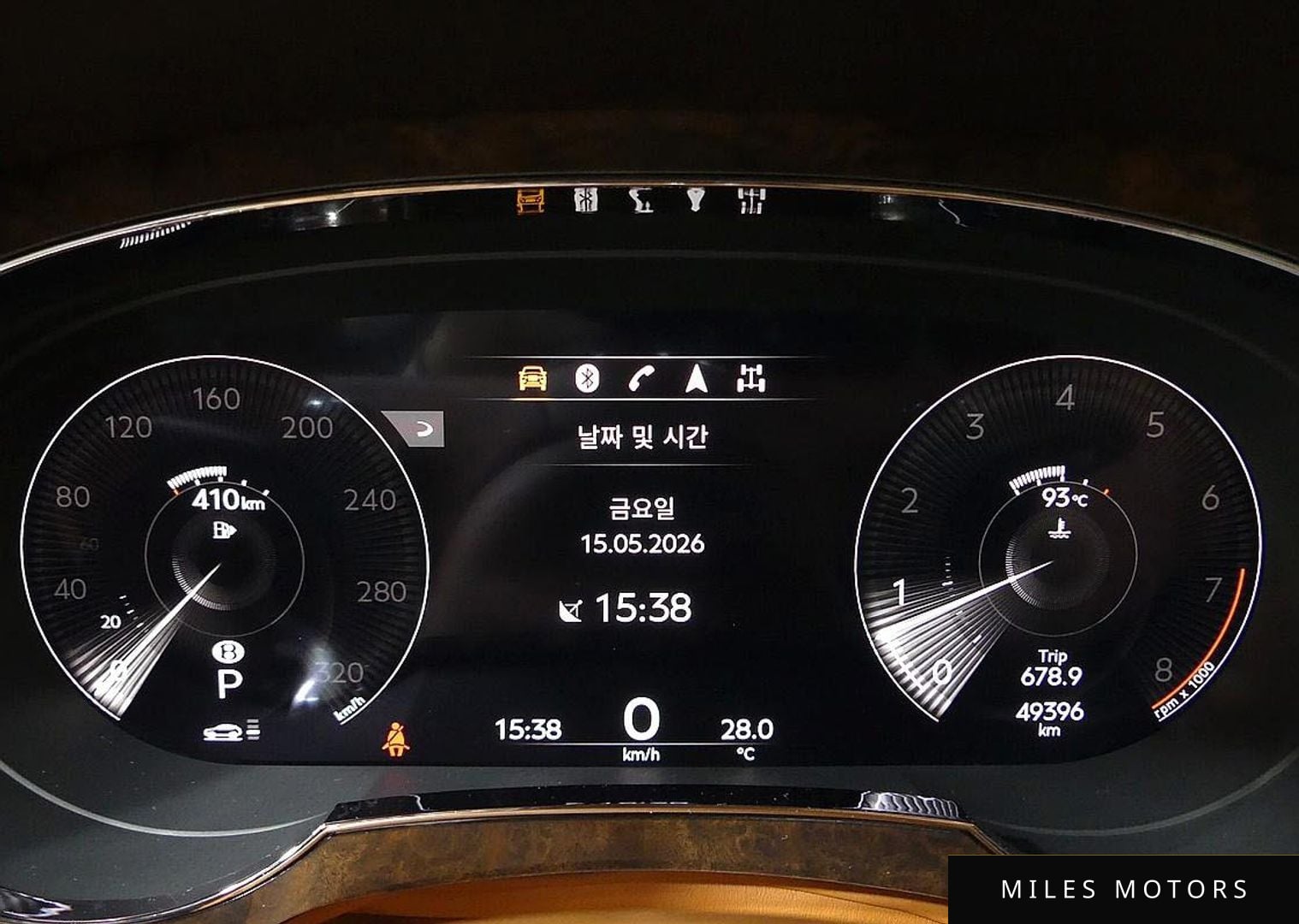 Bentley Bentayga 2021 — миниатюра 6