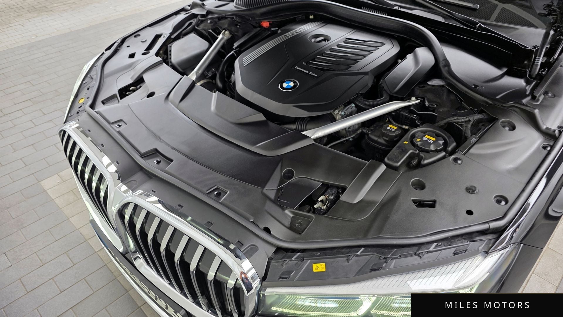 BMW 7 Series (G11) 2021 — миниатюра 6