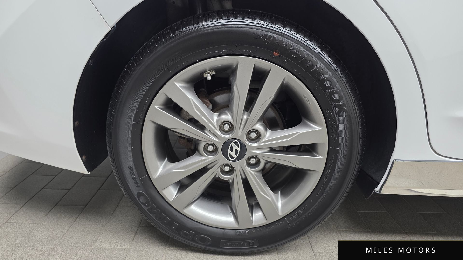 Hyundai AVANTE 2016 — миниатюра 5