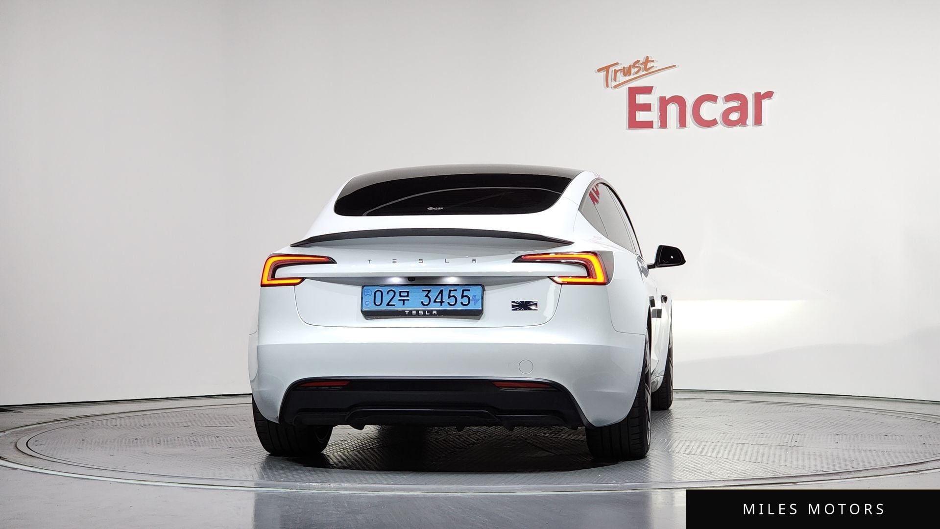 Tesla Model 3 2024 — миниатюра 4