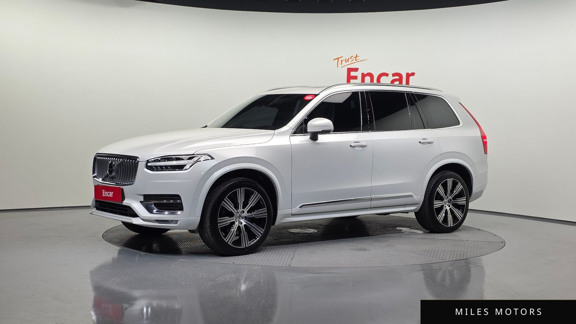 Volvo XC90 2022 — фото 1 из 12