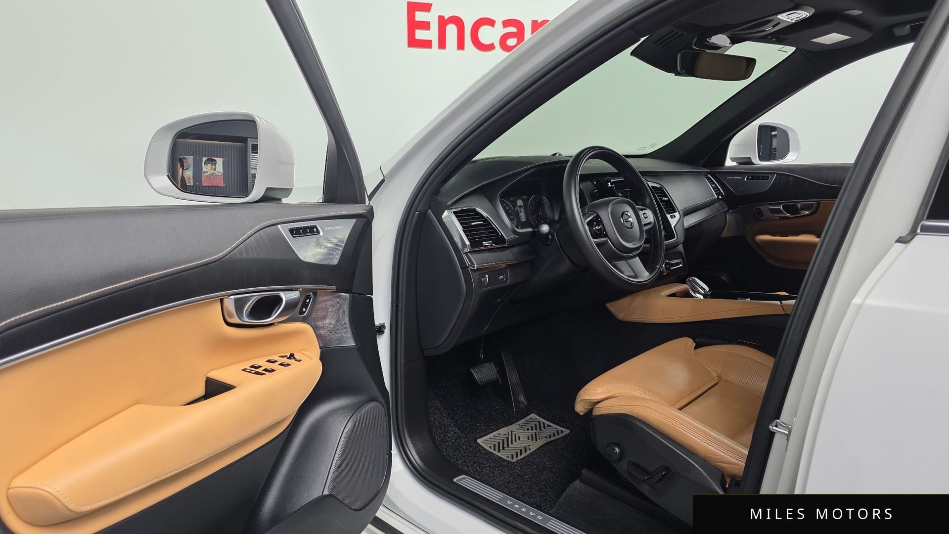 Volvo XC90 2022 — миниатюра 10