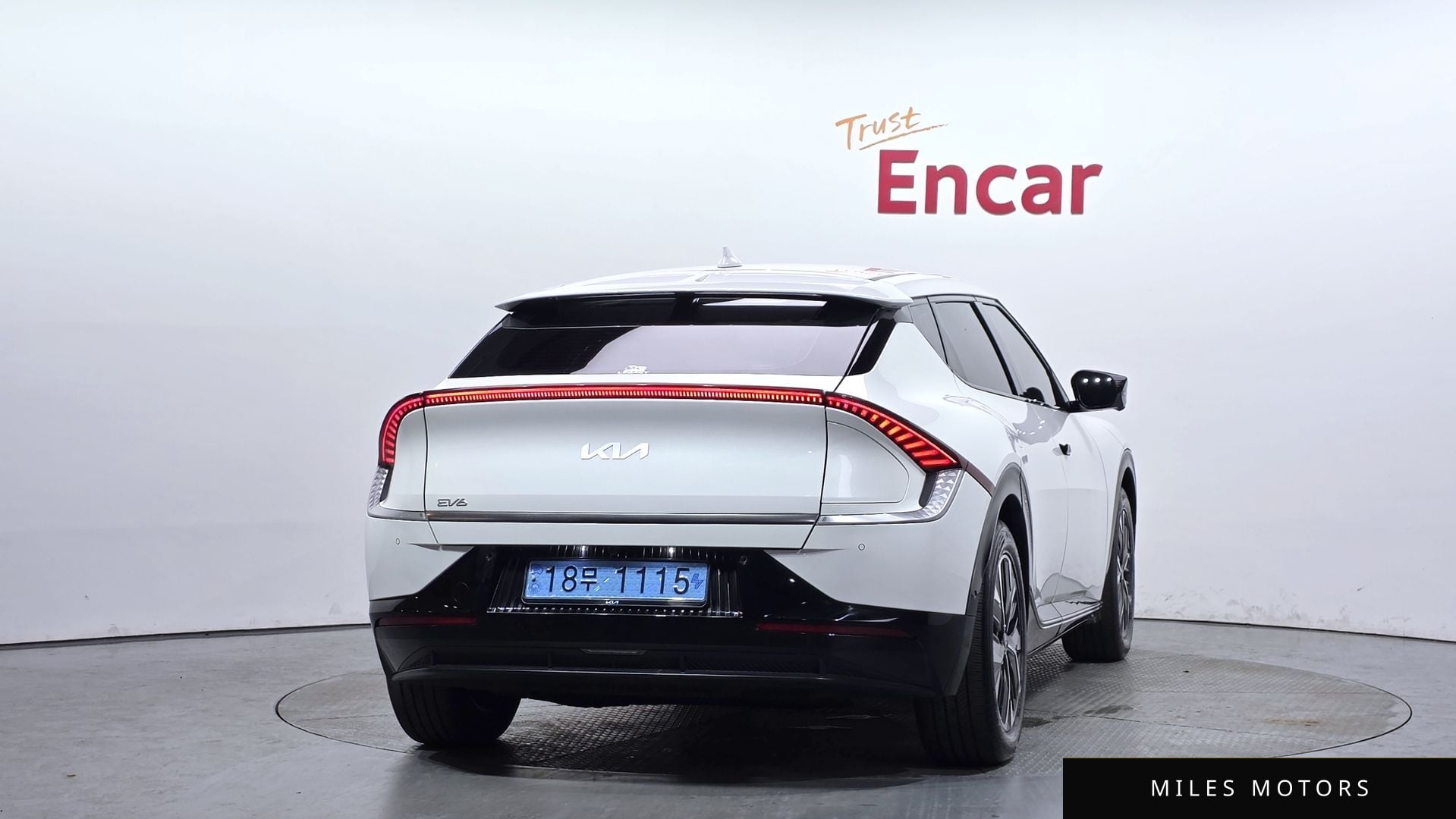 Kia EV6 2023 — миниатюра 4