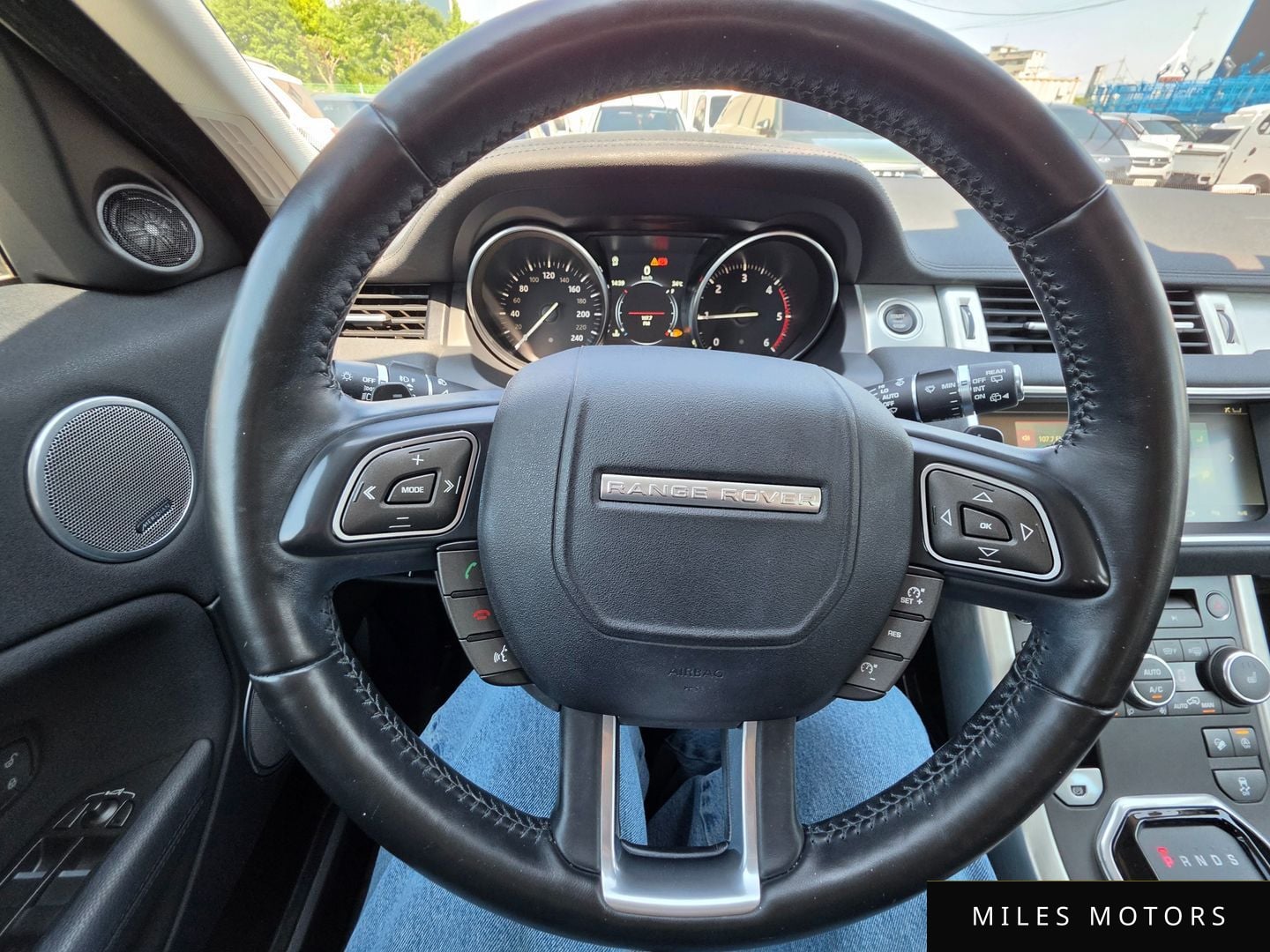 Land Rover Range Rover Evoque 2018 — миниатюра 8