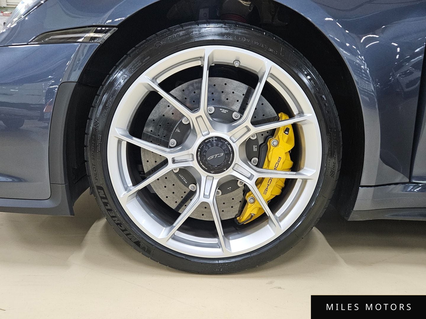 Porsche 911 (992) 2022 — миниатюра 5