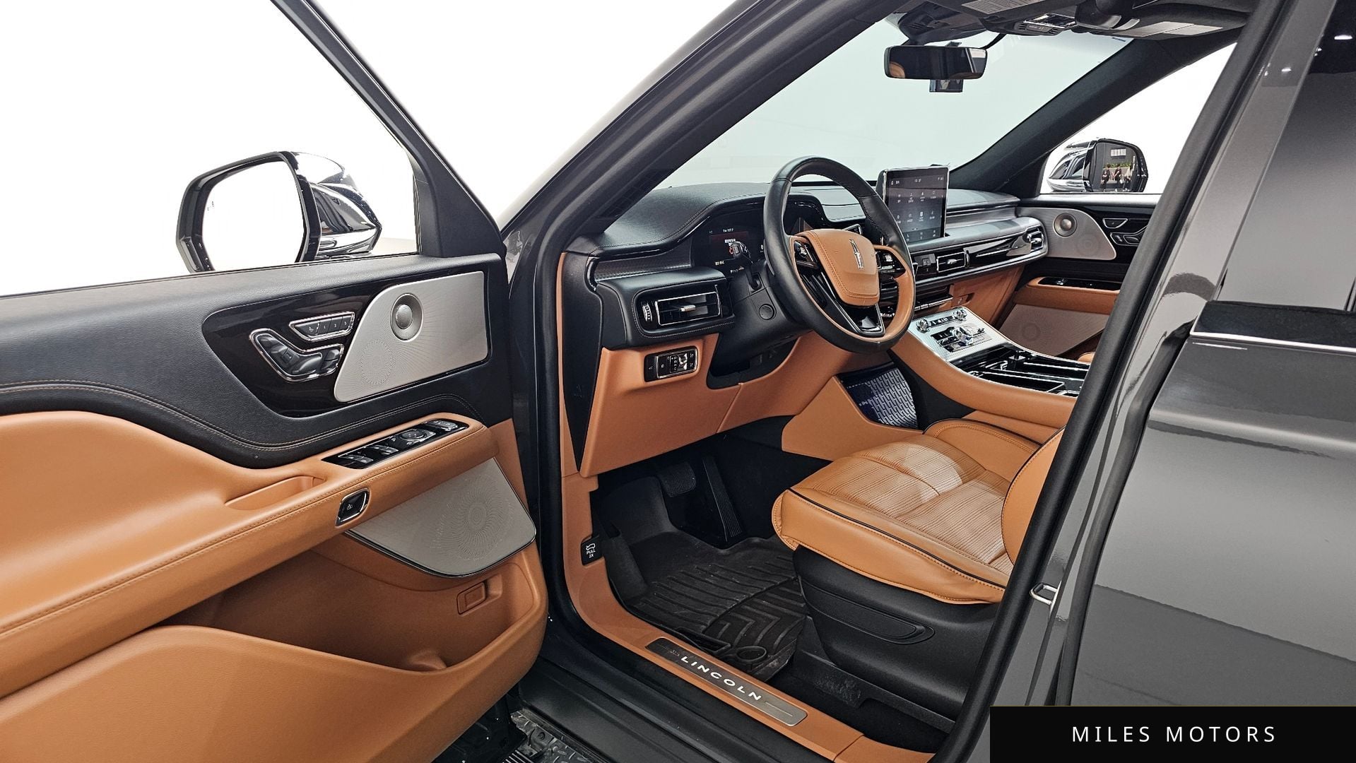 Lincoln Aviator 2021 — миниатюра 10