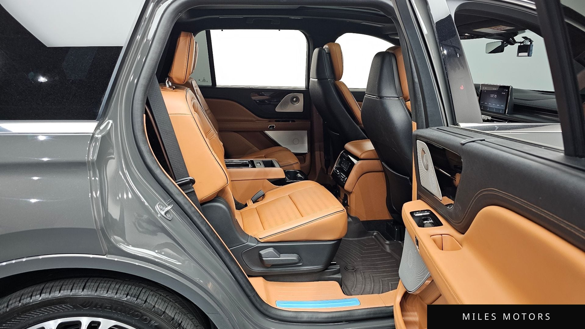 Lincoln Aviator 2021 — миниатюра 11