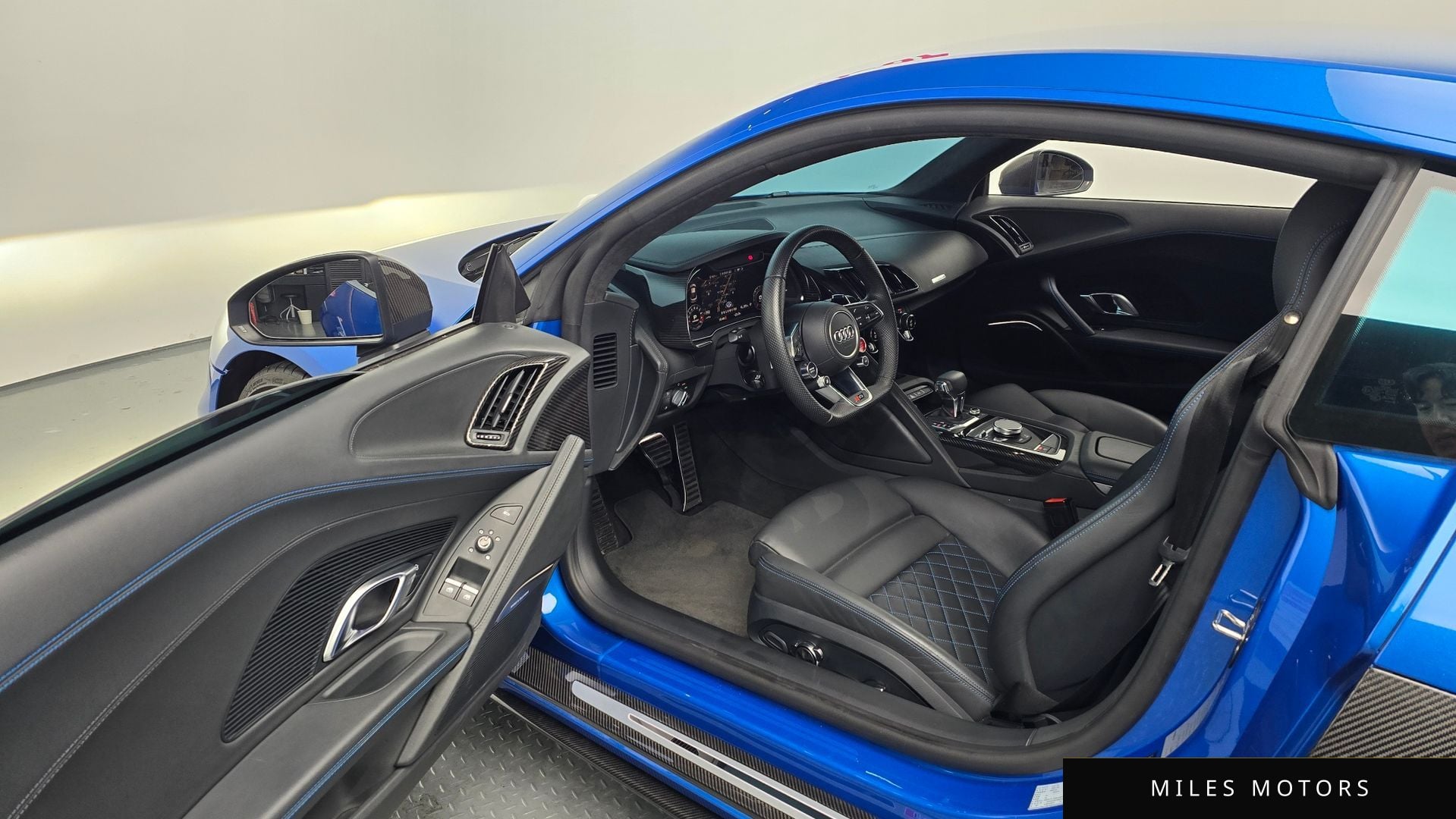 Audi R8 (4S) 2022 — миниатюра 11
