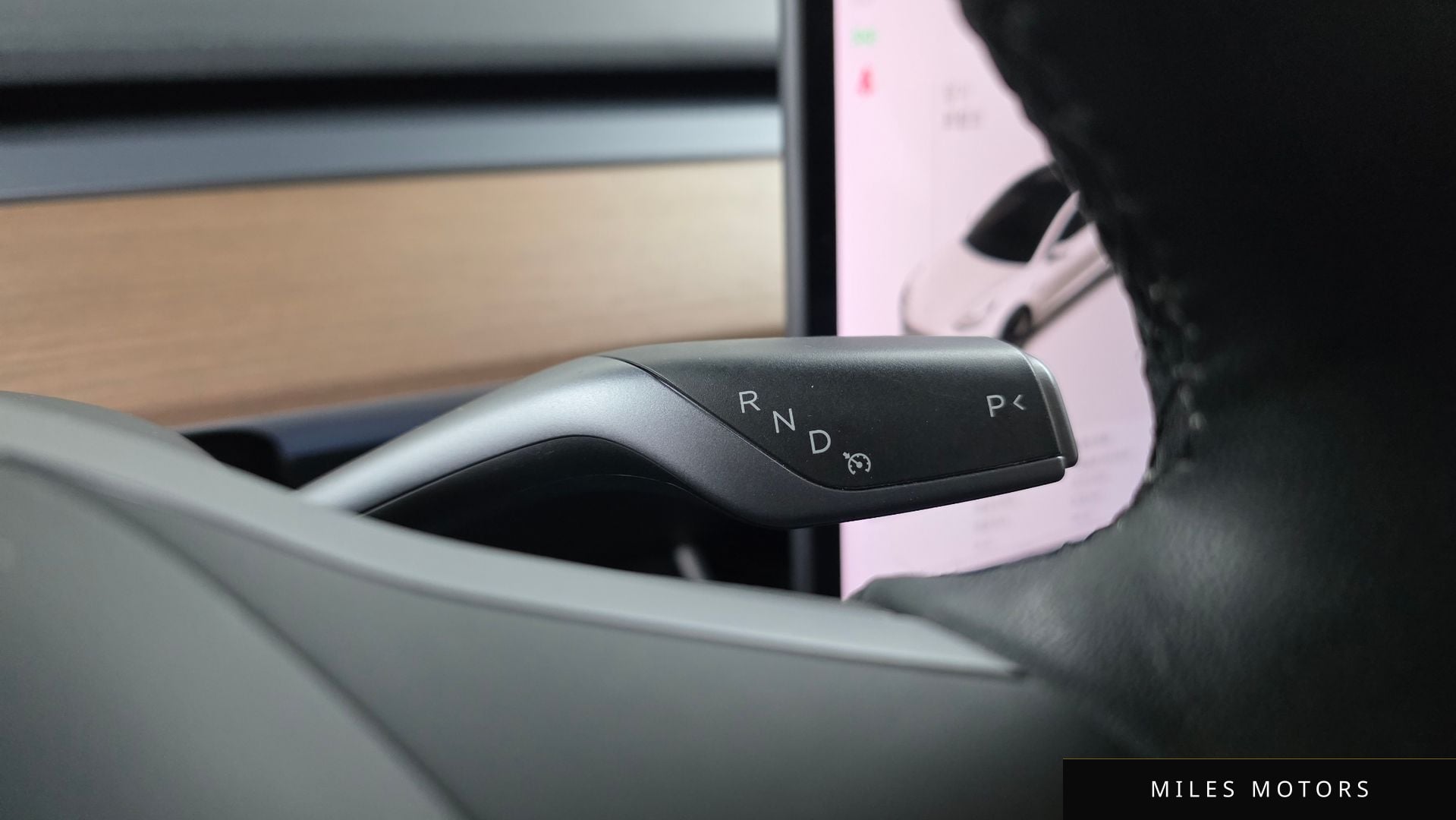 Tesla Model 3 2020 — миниатюра 9
