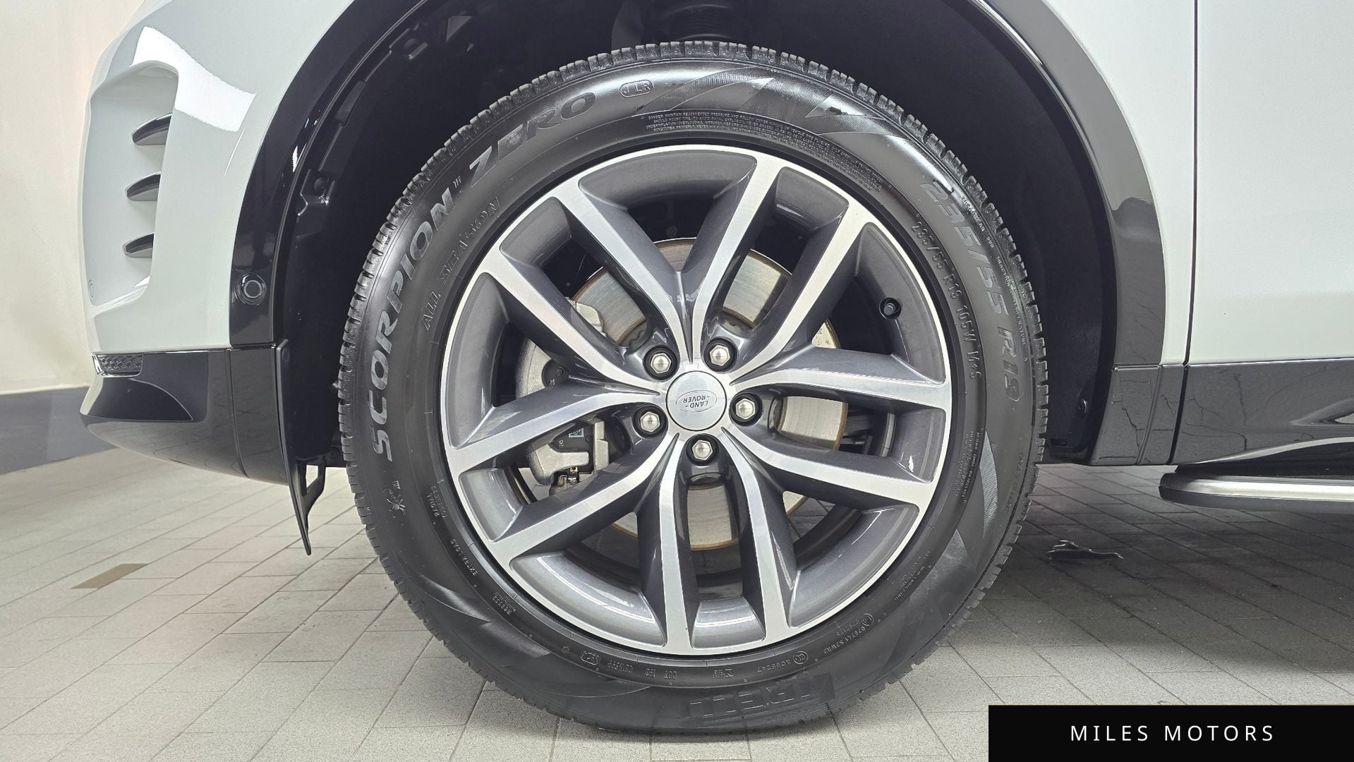 Land Rover Discovery Sport 2025 — миниатюра 5