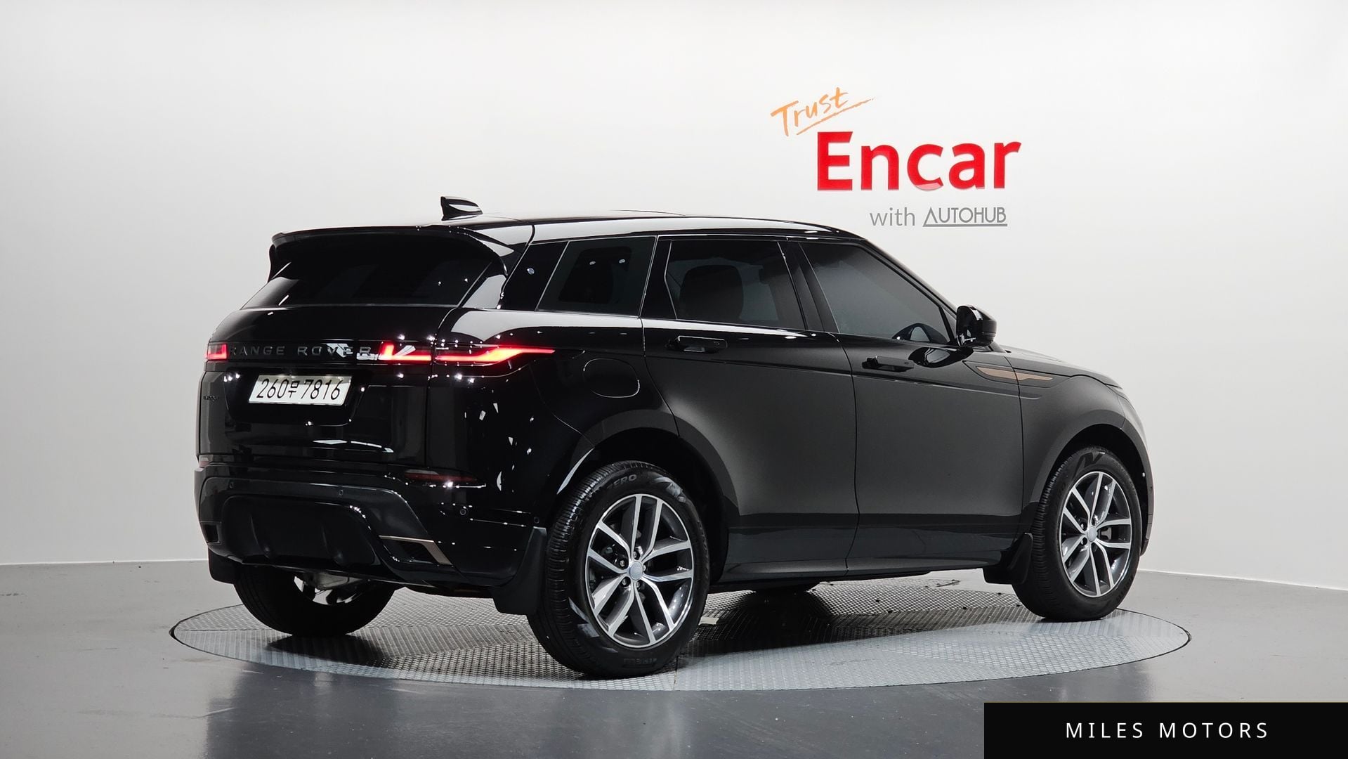 Land Rover Range Rover Evoque 2025 — миниатюра 2
