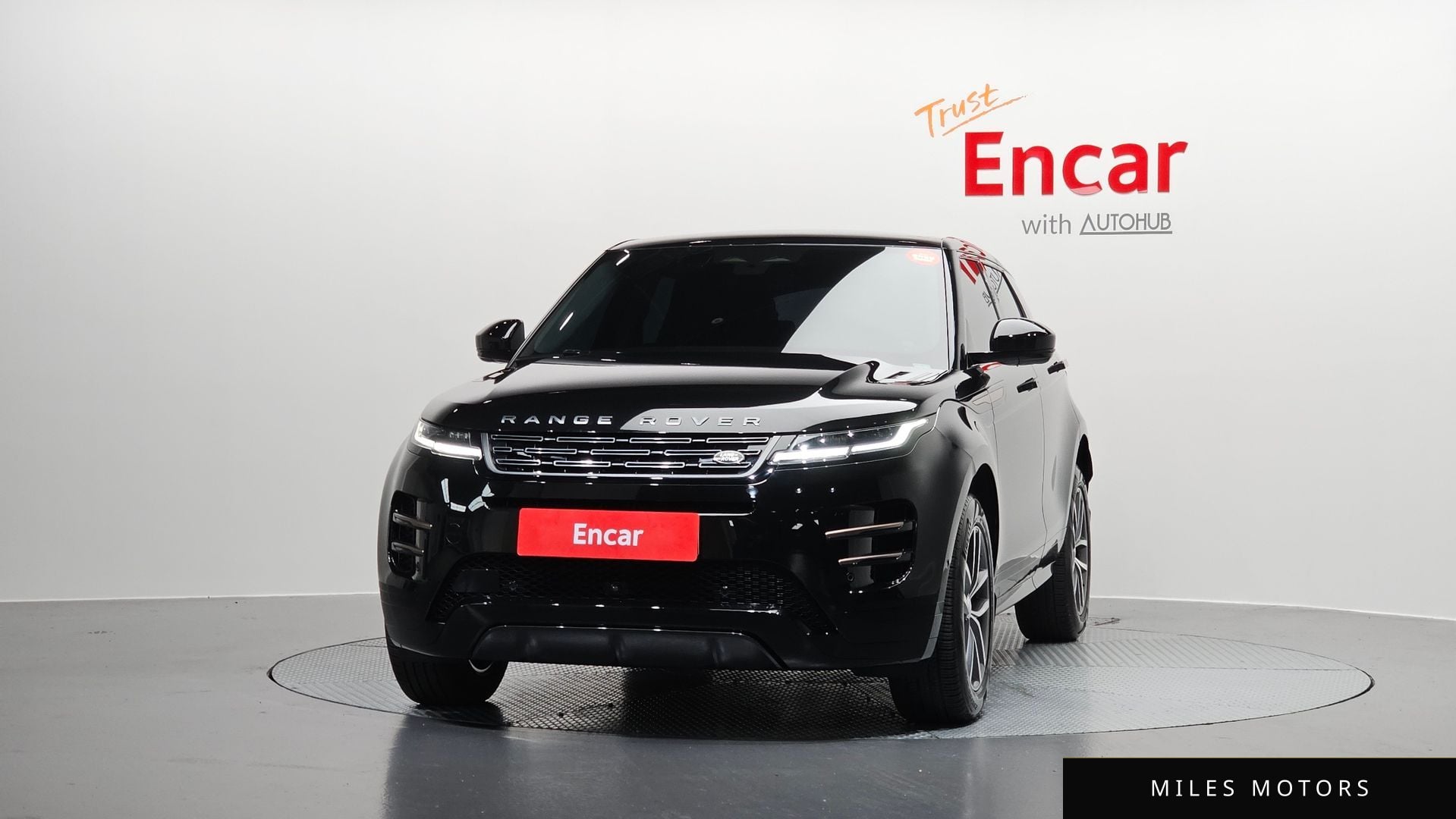 Land Rover Range Rover Evoque 2025 — миниатюра 3