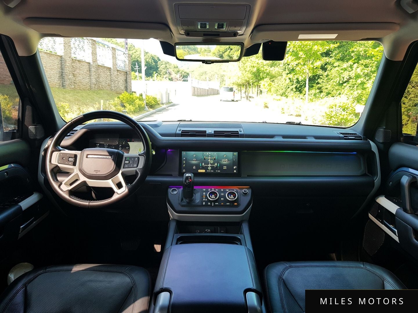 Land Rover Defender 2022 — миниатюра 7