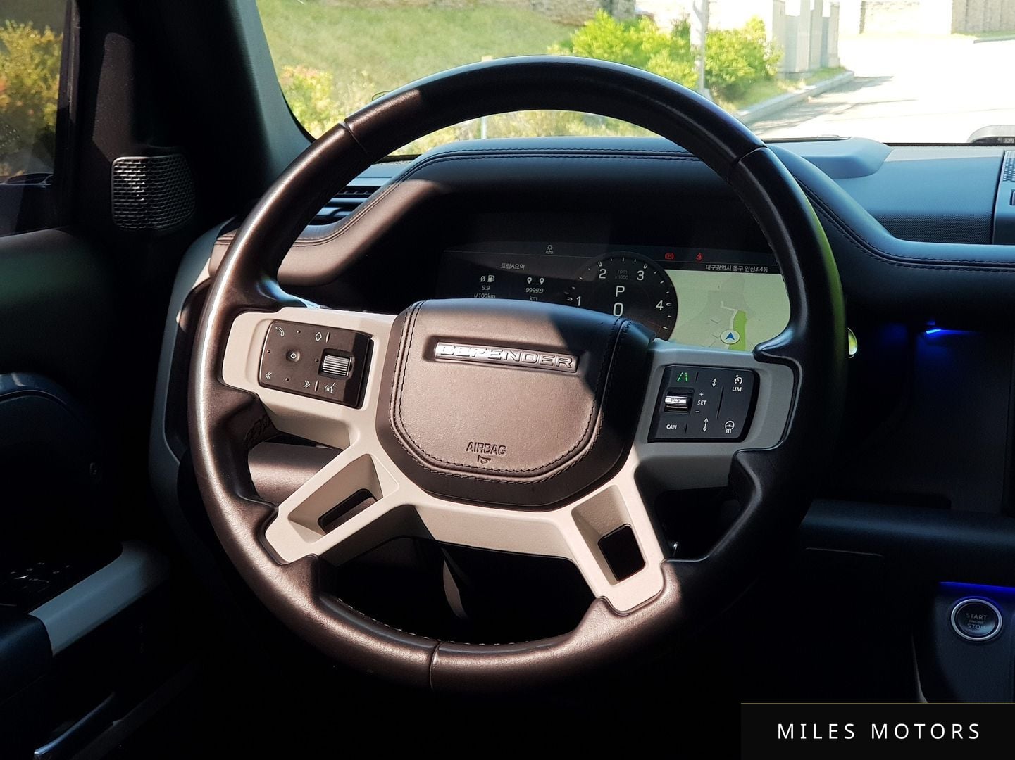 Land Rover Defender 2022 — миниатюра 8