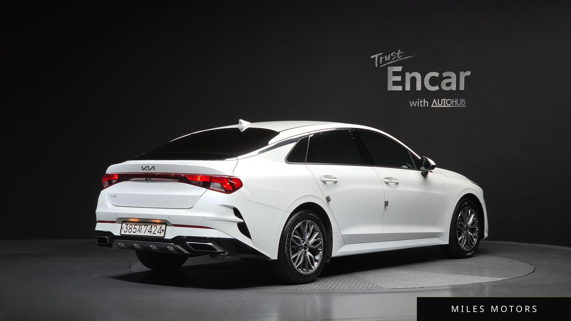 Kia K5 2023 — миниатюра 2