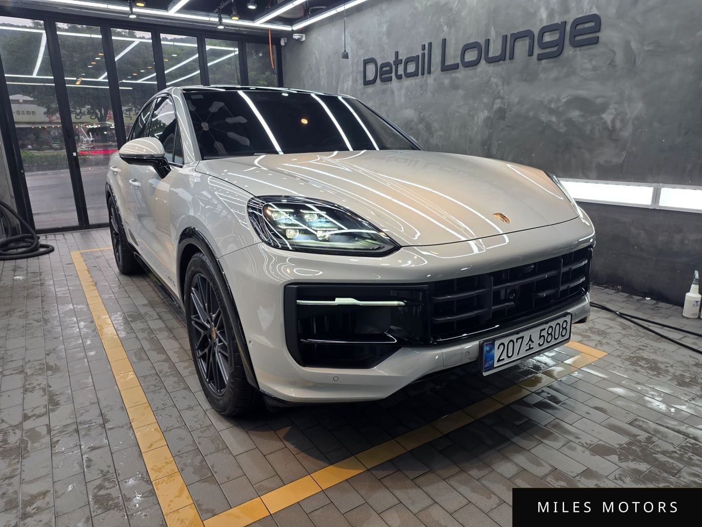 Porsche Cayenne 2025 — миниатюра 3