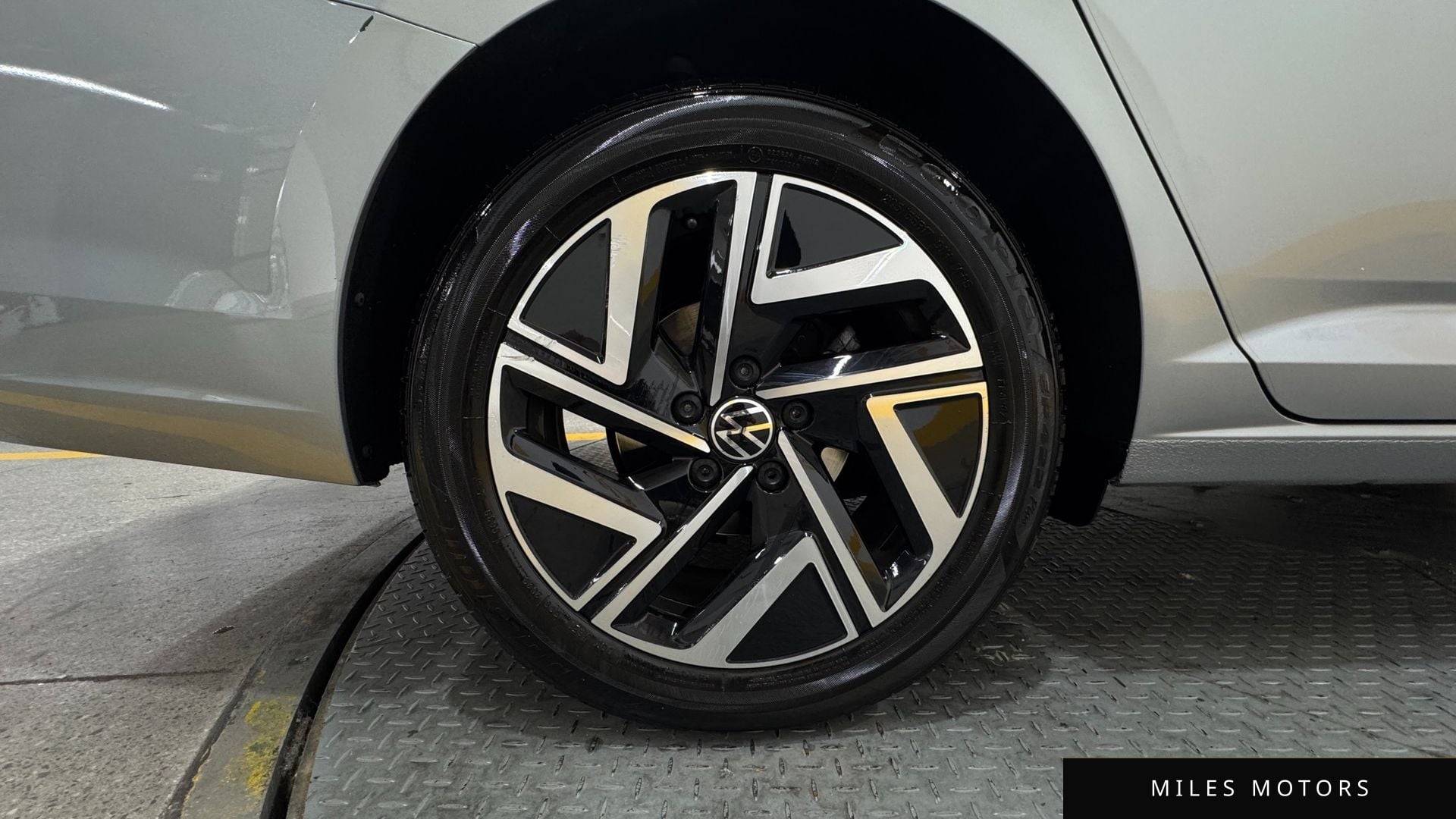 Volkswagen Jetta 2023 — миниатюра 5