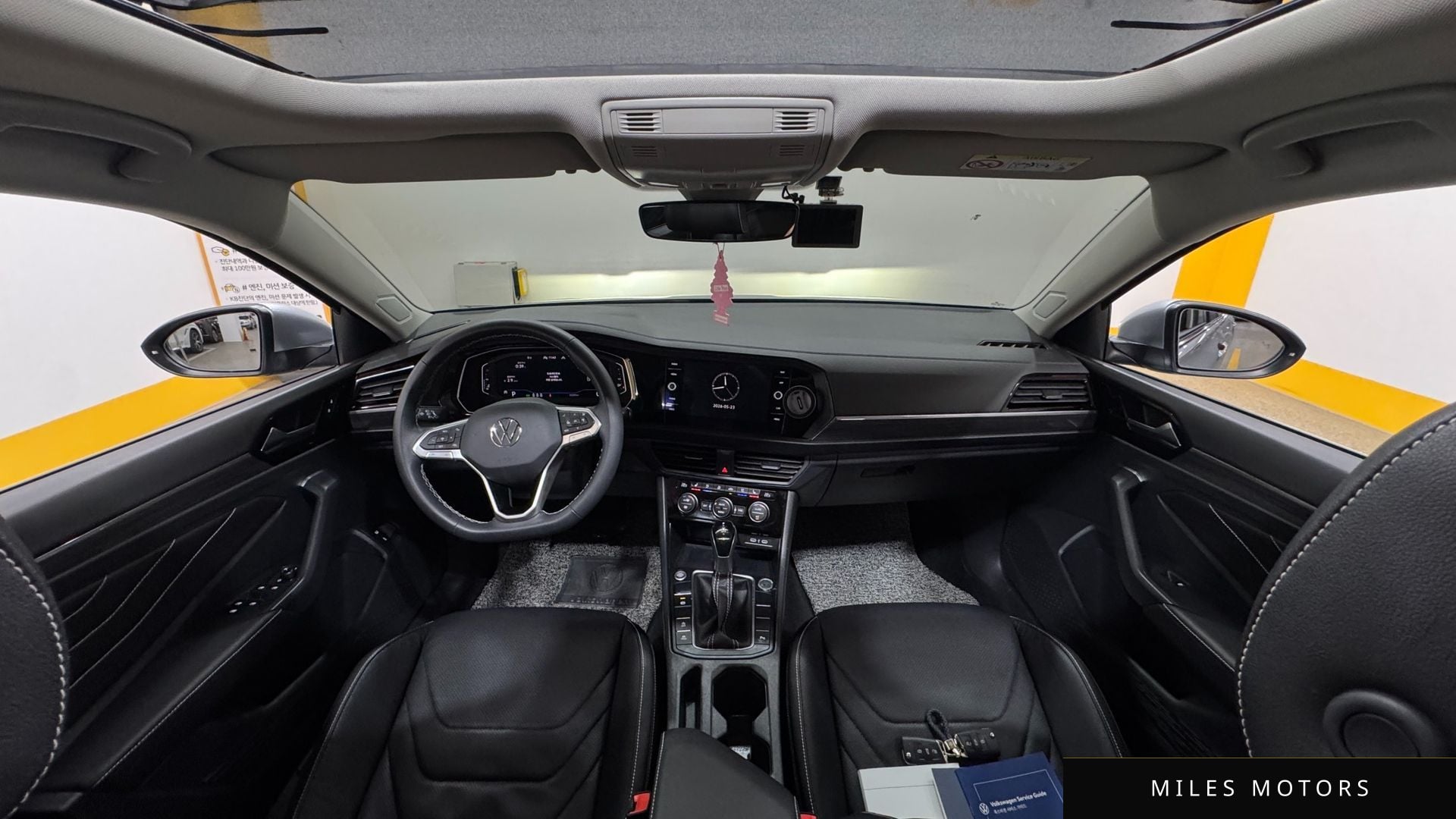 Volkswagen Jetta 2023 — миниатюра 7