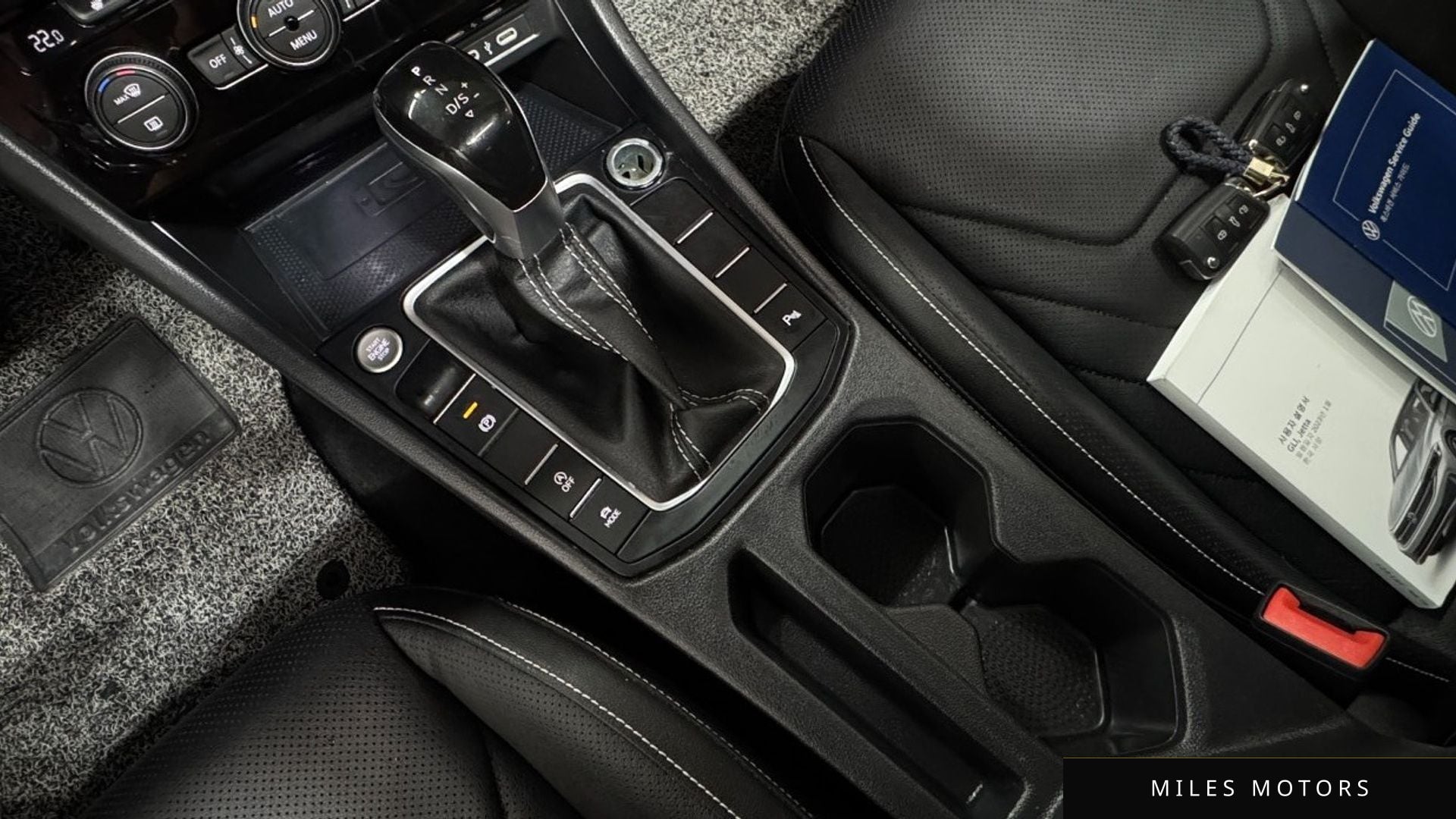 Volkswagen Jetta 2023 — миниатюра 9