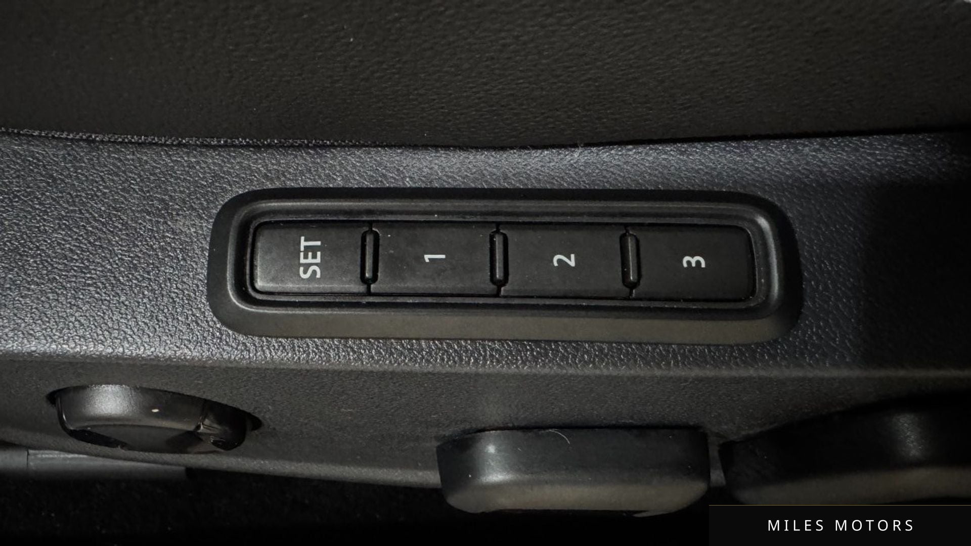 Volkswagen Jetta 2023 — миниатюра 12