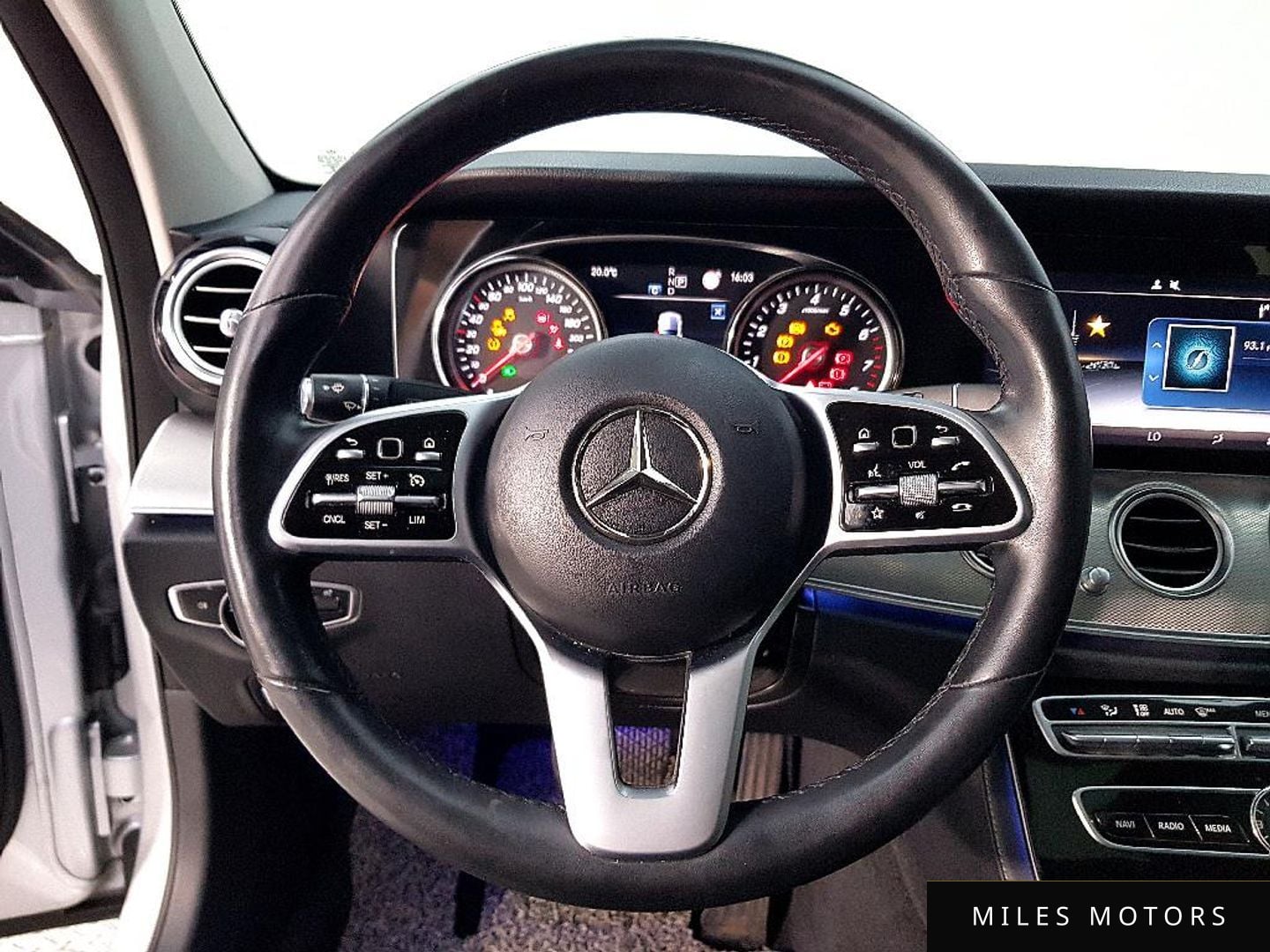 Mercedes-Benz E-Class W213 2019 — миниатюра 11