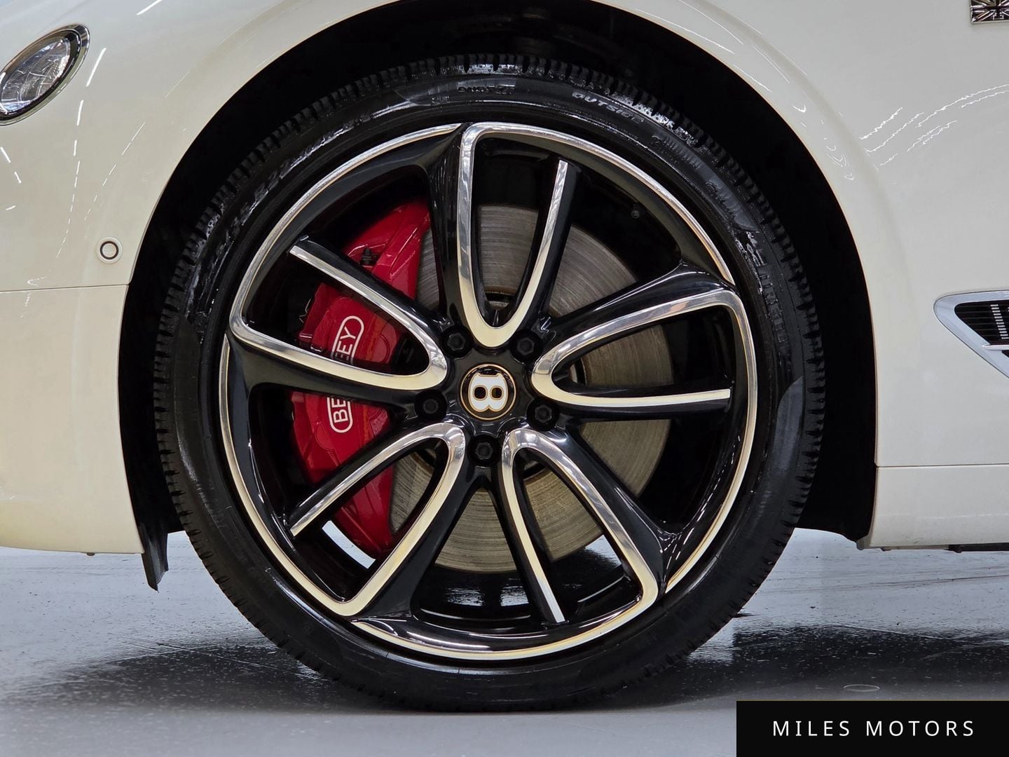 Bentley Continental GT 2019 — миниатюра 5
