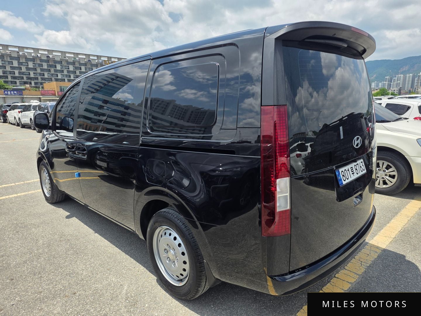 Hyundai Staria 2025 — миниатюра 4