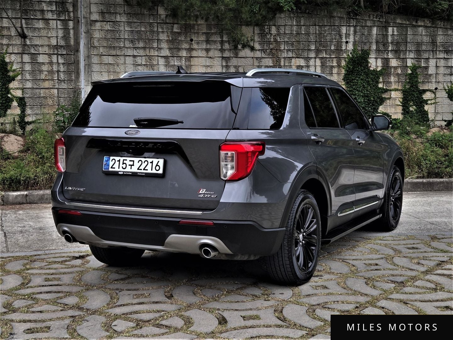 Ford Explorer 2023 — миниатюра 2