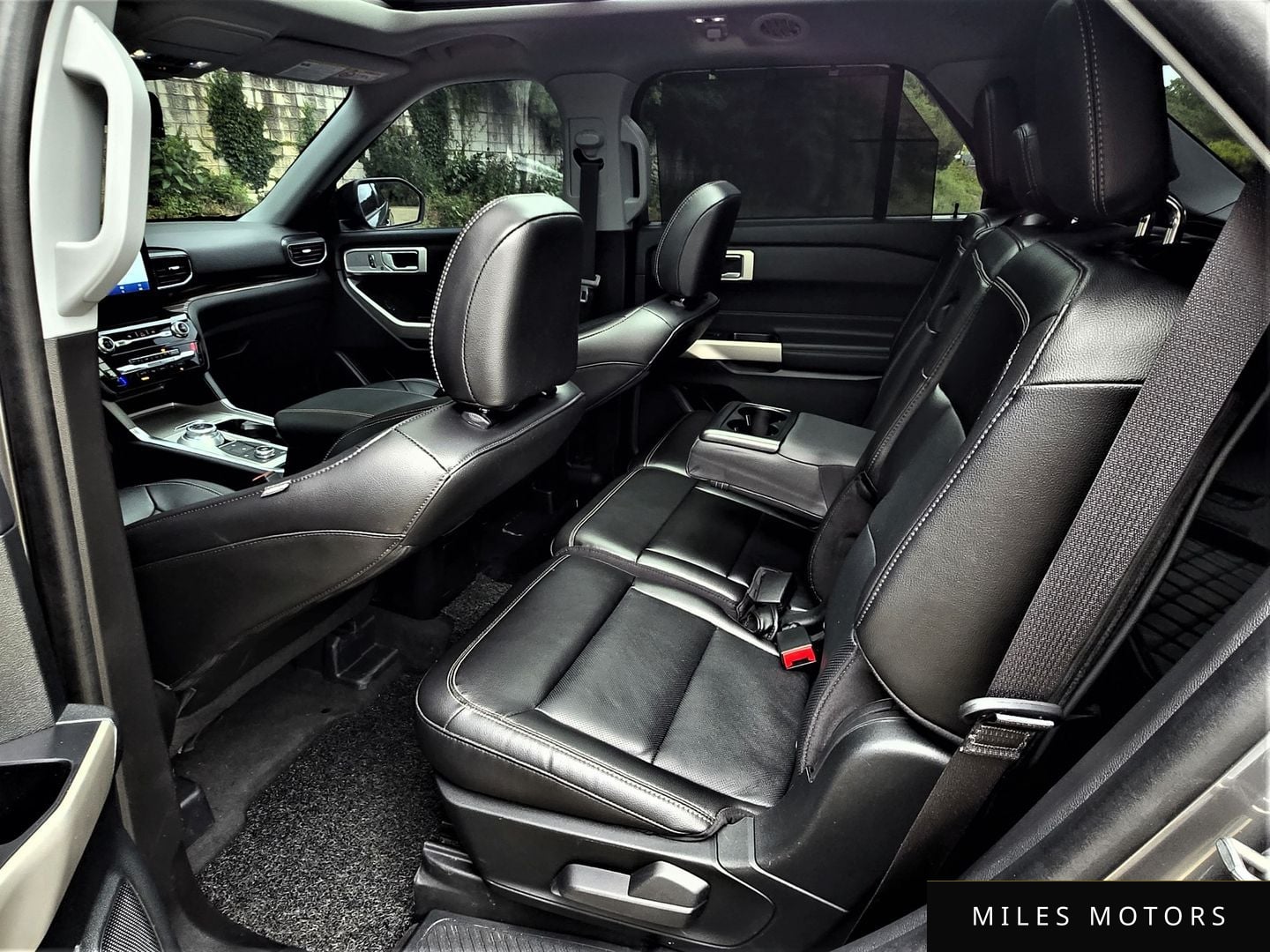 Ford Explorer 2023 — миниатюра 12