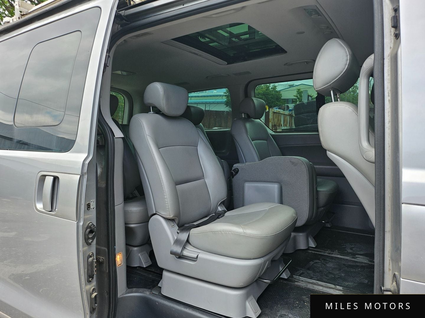 Hyundai Starex 2015 — миниатюра 10