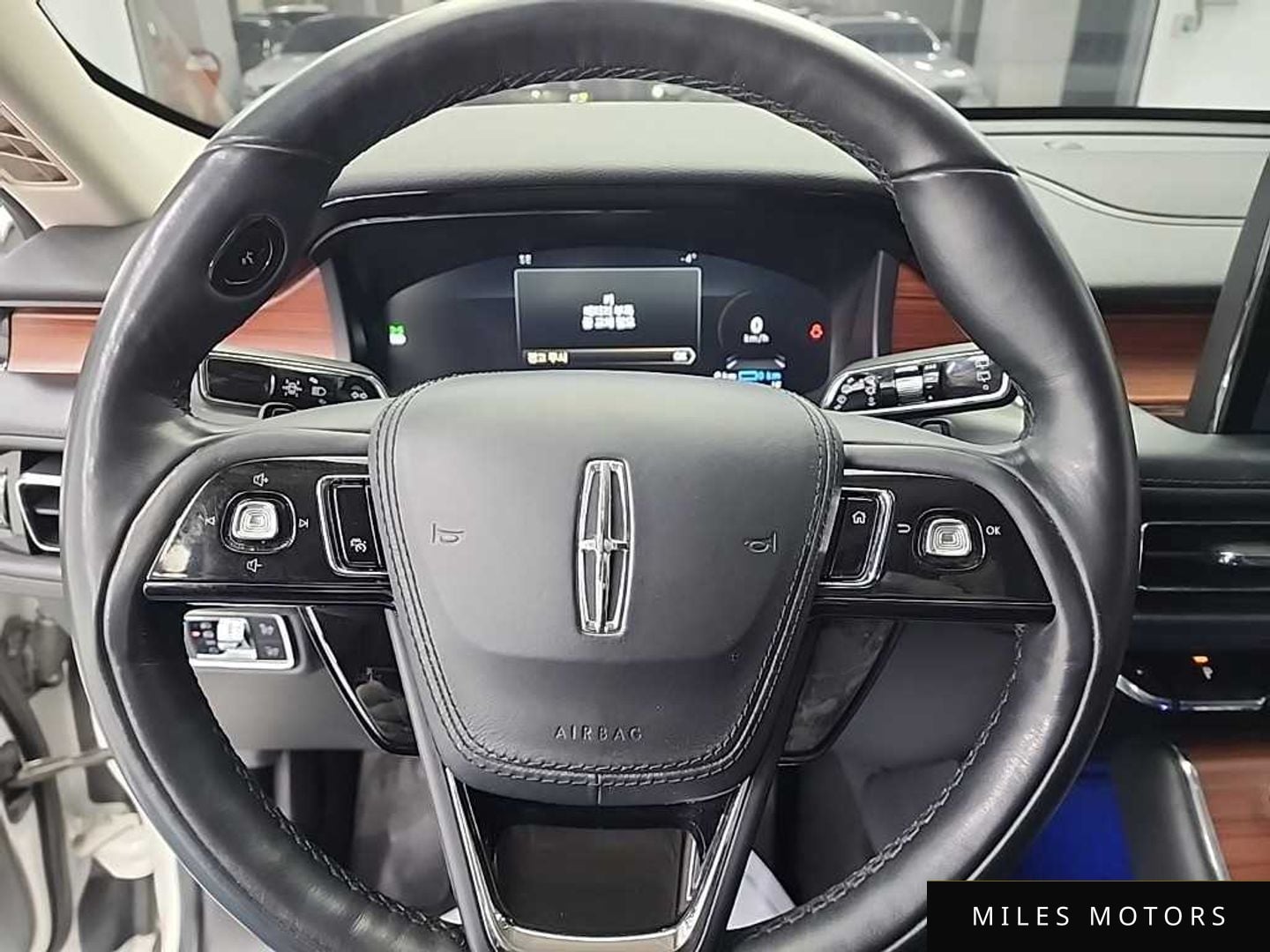 Lincoln Aviator 2020 — миниатюра 9