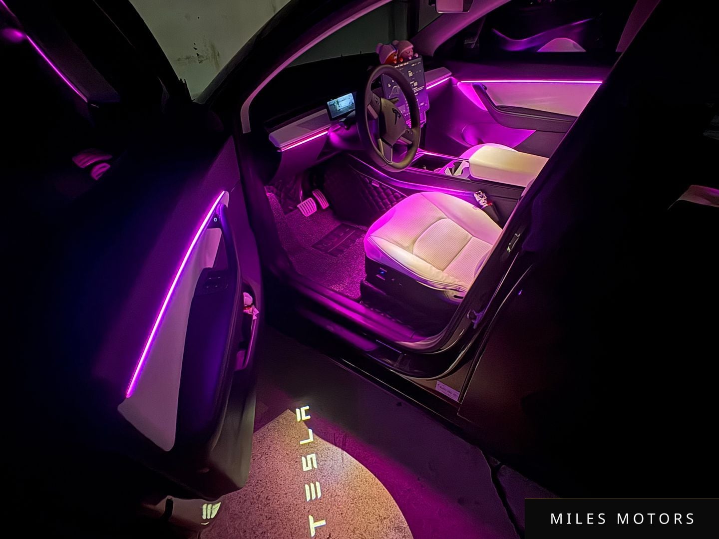 Tesla Model Y 2021 — миниатюра 9