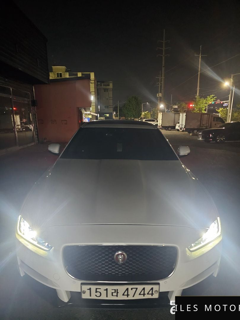 Jaguar XE 2016 — миниатюра 4