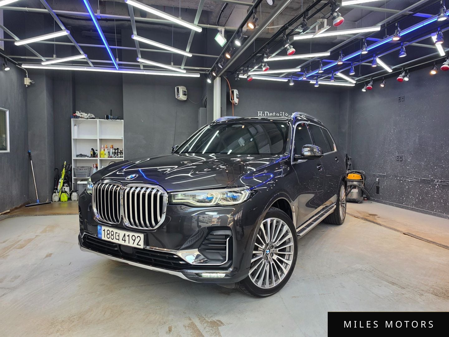 BMW X7 (G07) 2022 — фото 1 из 12