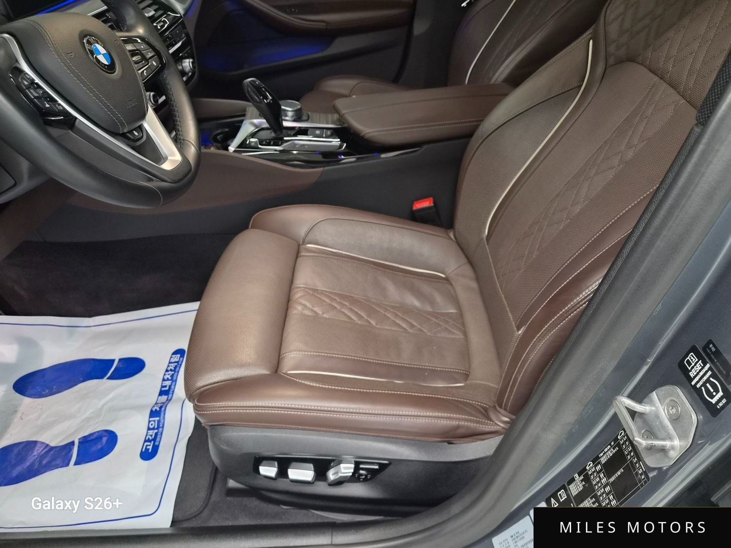 BMW 5 Series (G30) 2018 — миниатюра 10