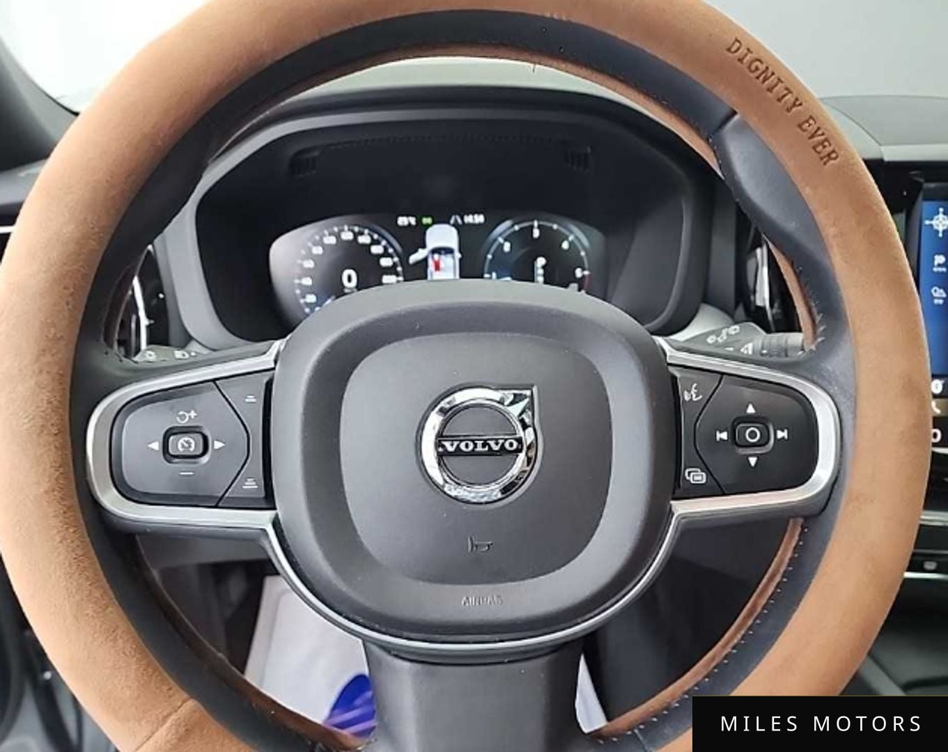 Volvo XC60 2018 — миниатюра 9