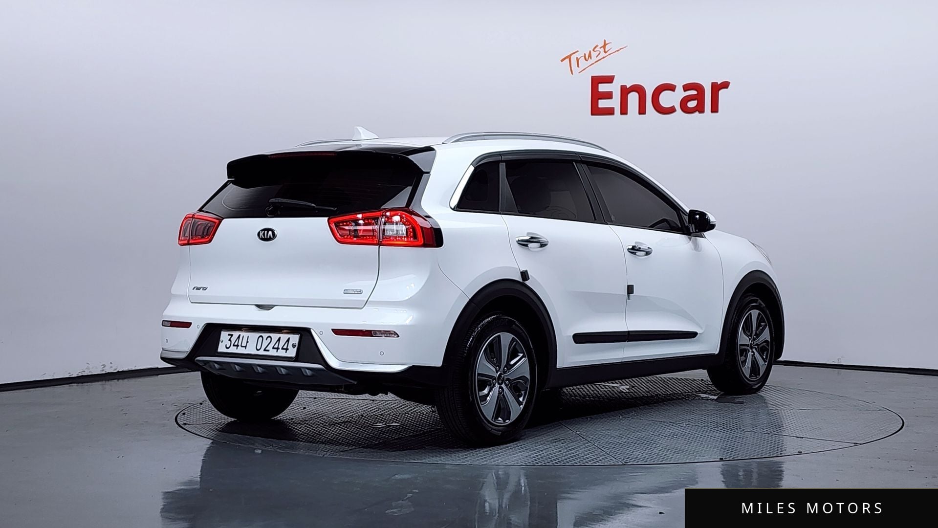 Kia Niro 2017 — миниатюра 2