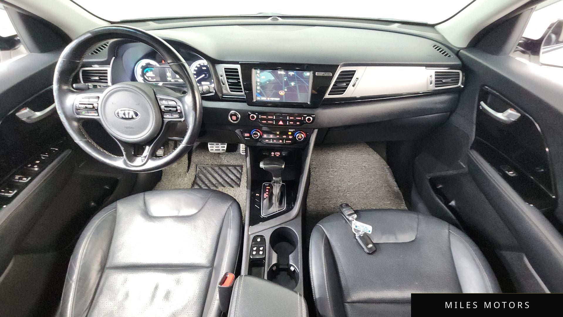 Kia Niro 2017 — миниатюра 10