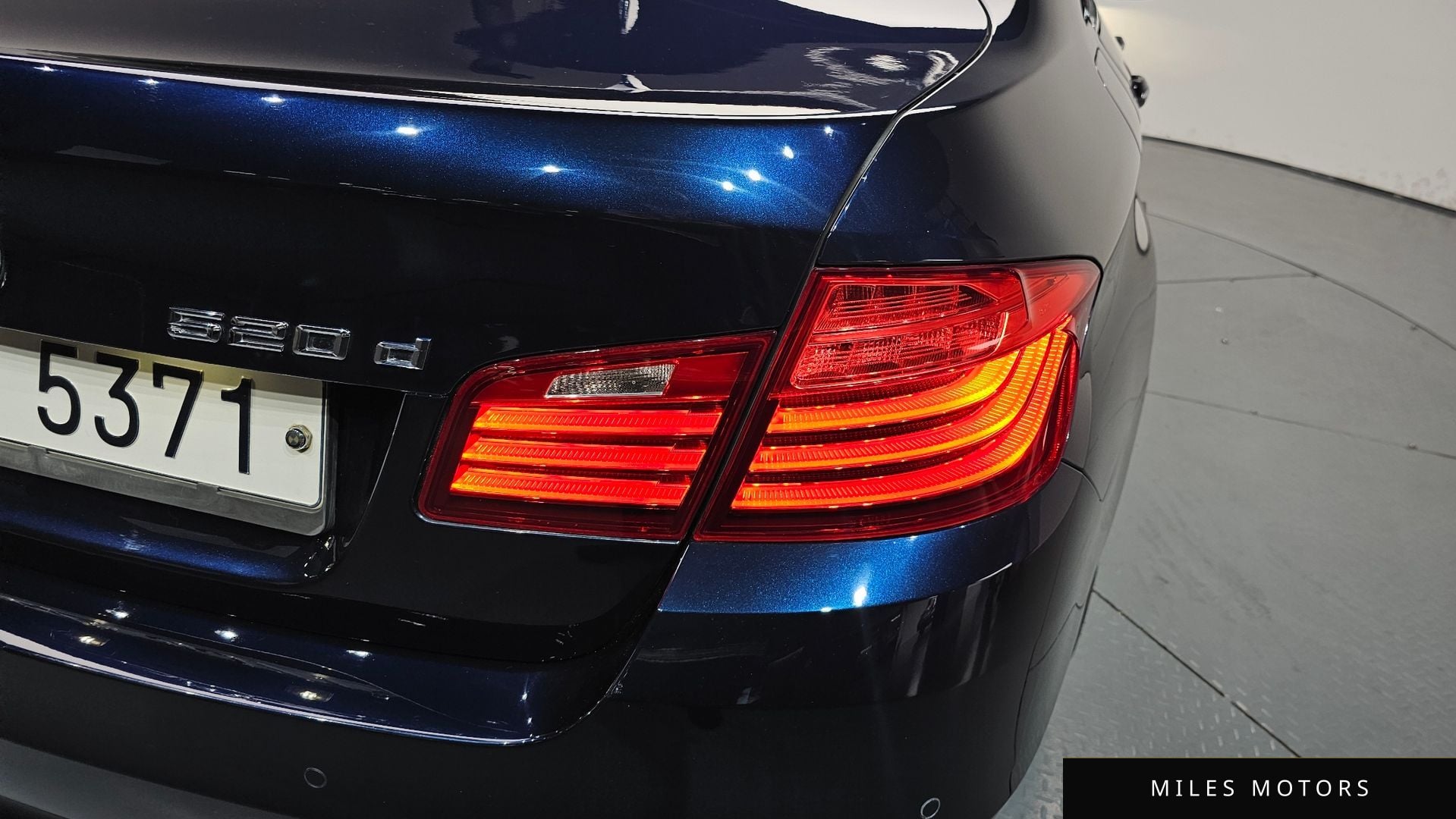 BMW 5 Series (F10) 2015 — миниатюра 8