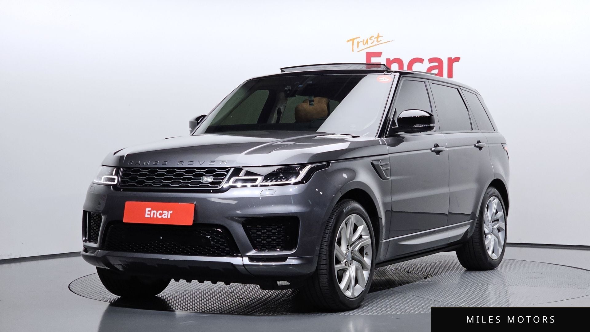 Land Rover Range Rover Sport 2019 — фото 1 из 12
